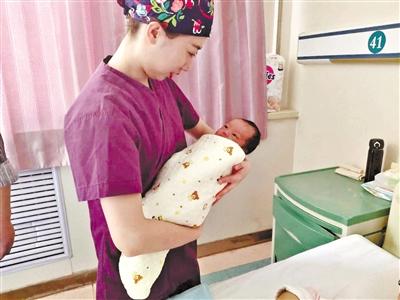 聲聲啼哭清亮 蘭州第一批“20后”閃亮登場！