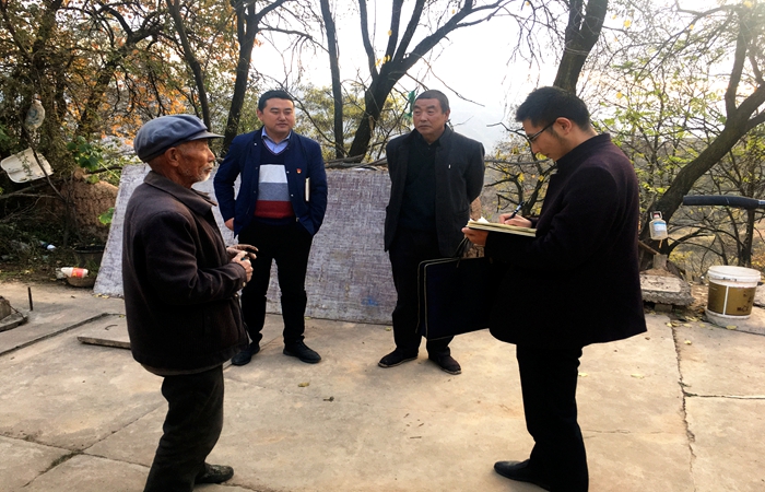 1578478271716303.jpg 武山縣紀(jì)監(jiān)委干部督查扶貧資金到位情況.jpg