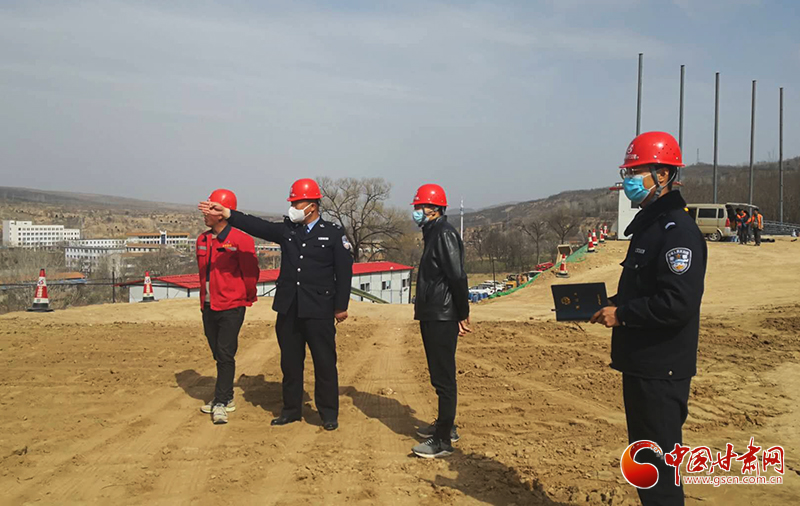 甘肅靈臺：靠前服務(wù)靶向發(fā)力 全力護航企業(yè)復(fù)工復(fù)產(chǎn)（圖）