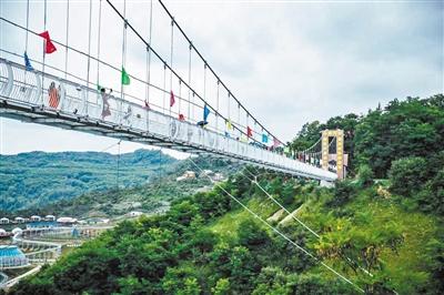 崆峒山5條美妙線路游起來！來這三座山赴暮春之約