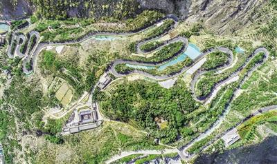 升級(jí)版蘭州羅九公路 這顏值，愛了！