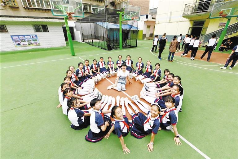 我們畢業(yè)啦！