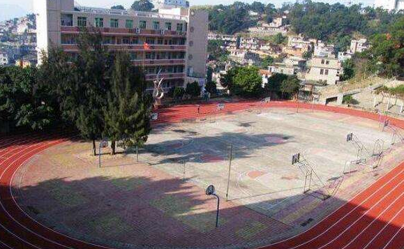 蘭州四城區(qū)初一新生7月23日去對口學?？窗?>
        </a><em>蘭州四城區(qū)初一新生7月23日去對口學?？窗?/em></li>
    <li><a  target=