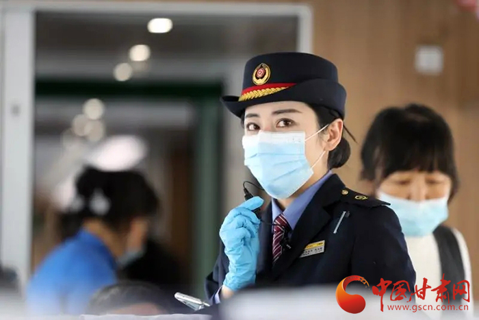 農(nóng)歷小年火車票今起開搶！這些信息你要知道