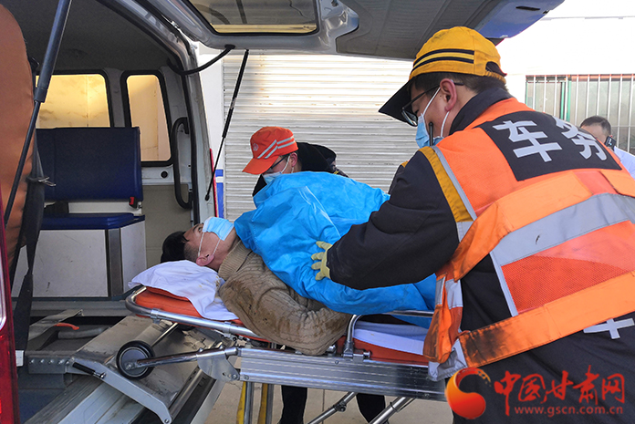 19分鐘緊急救援，永登車站為旅客開辟生命通道