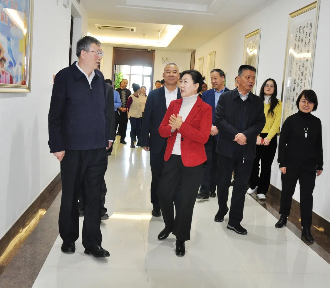 王嘉毅在省委黨的建設雜志社調研慰問時指出 圍繞中心 服務大局 辦好黨刊