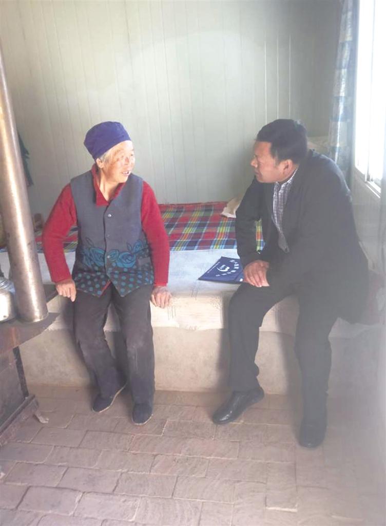 榆中縣扶貧開發(fā)辦公室黨組書記、主任王國福：建言獻策當助手 沖鋒陷陣排頭兵