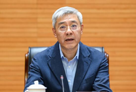 尹弘在甘肅省人大常委會黨組（擴大）會議上強調(diào) 堅持黨的全面領(lǐng)導(dǎo) 認真依法履行職責 推動新時代人大工作與時俱進創(chuàng)新發(fā)展