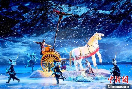 圖為《天下雄關(guān)》演出劇照?！「哒?攝