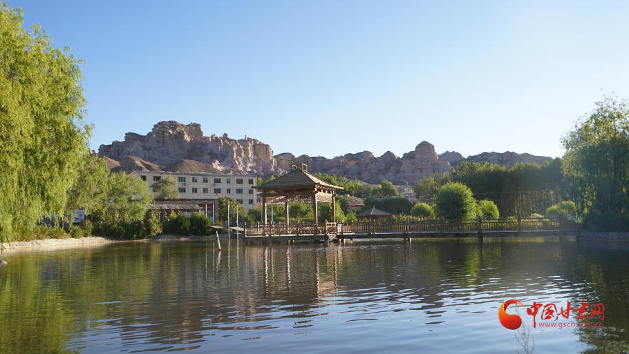 【小康圓夢·看甘肅】肅南：鄉(xiāng)村旅游托起百姓富?！敖痫埻搿?>
        </a><em>【小康圓夢·看甘肅】肅南：鄉(xiāng)村旅游托起百姓富?！敖痫埻搿?/em></li>
    <li><a  target=