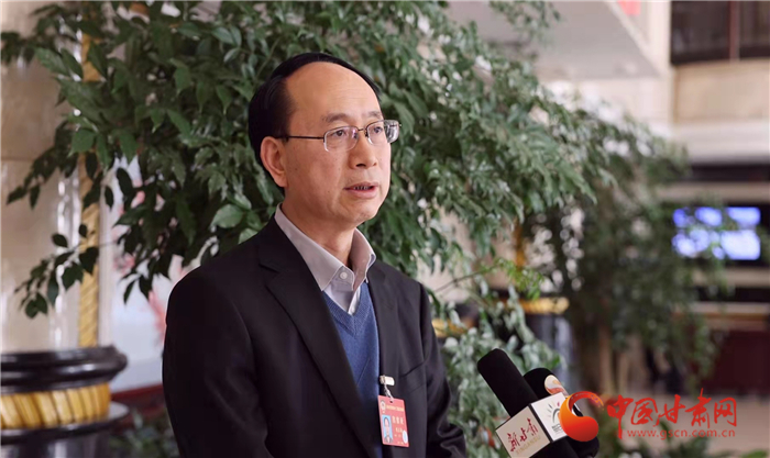 【聚焦2022甘肅兩會·代表委員說】省政協(xié)委員楊立勛：甘肅乳業(yè)發(fā)展要有“領頭?！?實現(xiàn)整體提質(zhì)增效