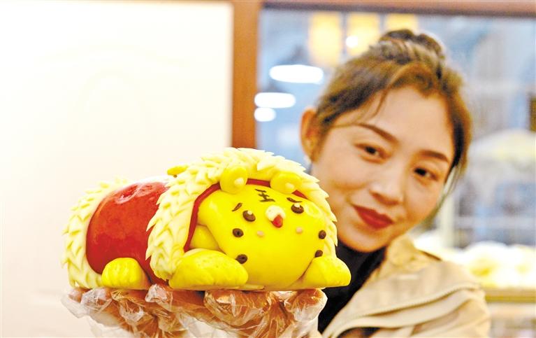 小老虎花餑餑，你舍得吃嗎？