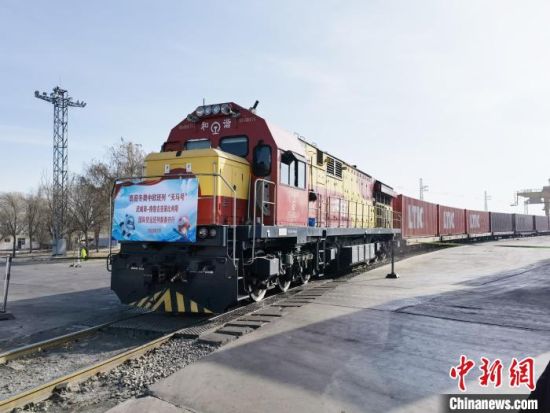 甘肅企業(yè)走出去“危中育新機” “借船出?！蓖貒H市場