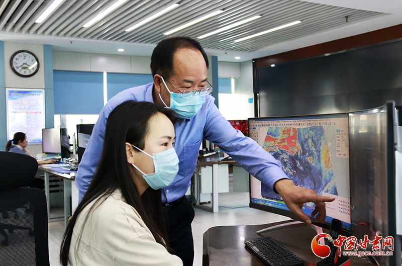 監(jiān)測(cè)精密 預(yù)報(bào)精準(zhǔn) 服務(wù)精細(xì)——甘肅氣象部門(mén)筑牢防災(zāi)減災(zāi)“第一道防線”